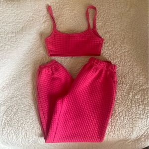 Princess Polly - Arabella Matching Set Pink - Quilted Crop Top and Jogger